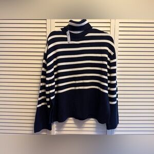 GAP Medium Striped Navy and White Oversized Turtleneck Sweater - Women. PTP 25”